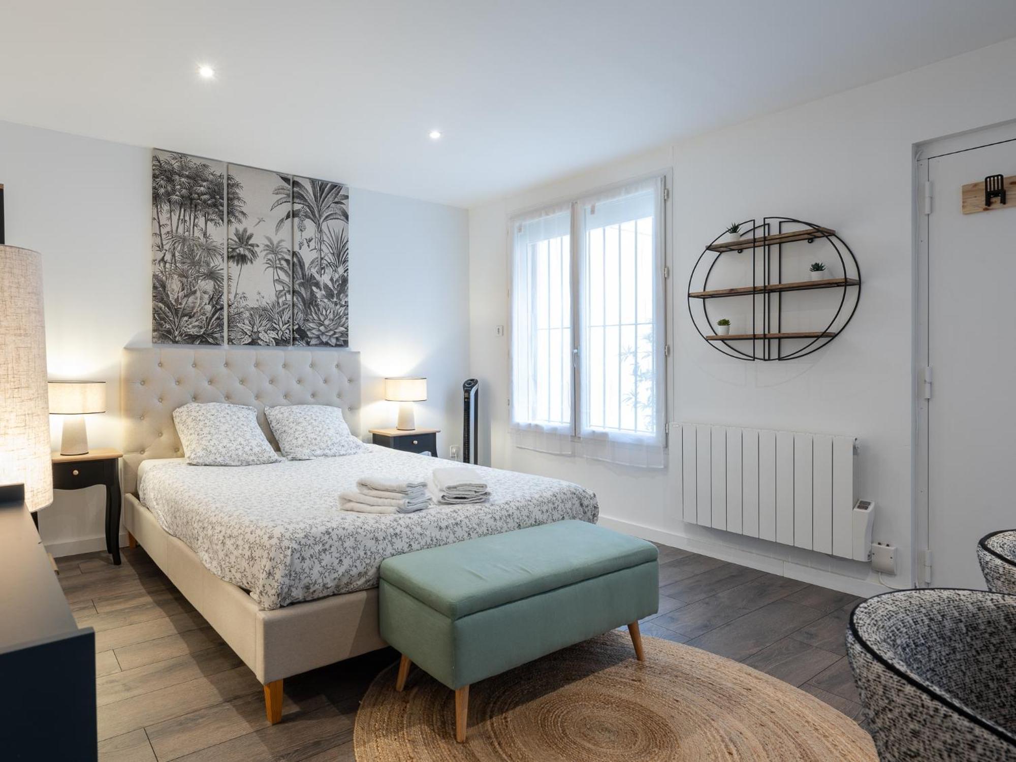 Secret Cache De Valmy Apartment Лион Екстериор снимка